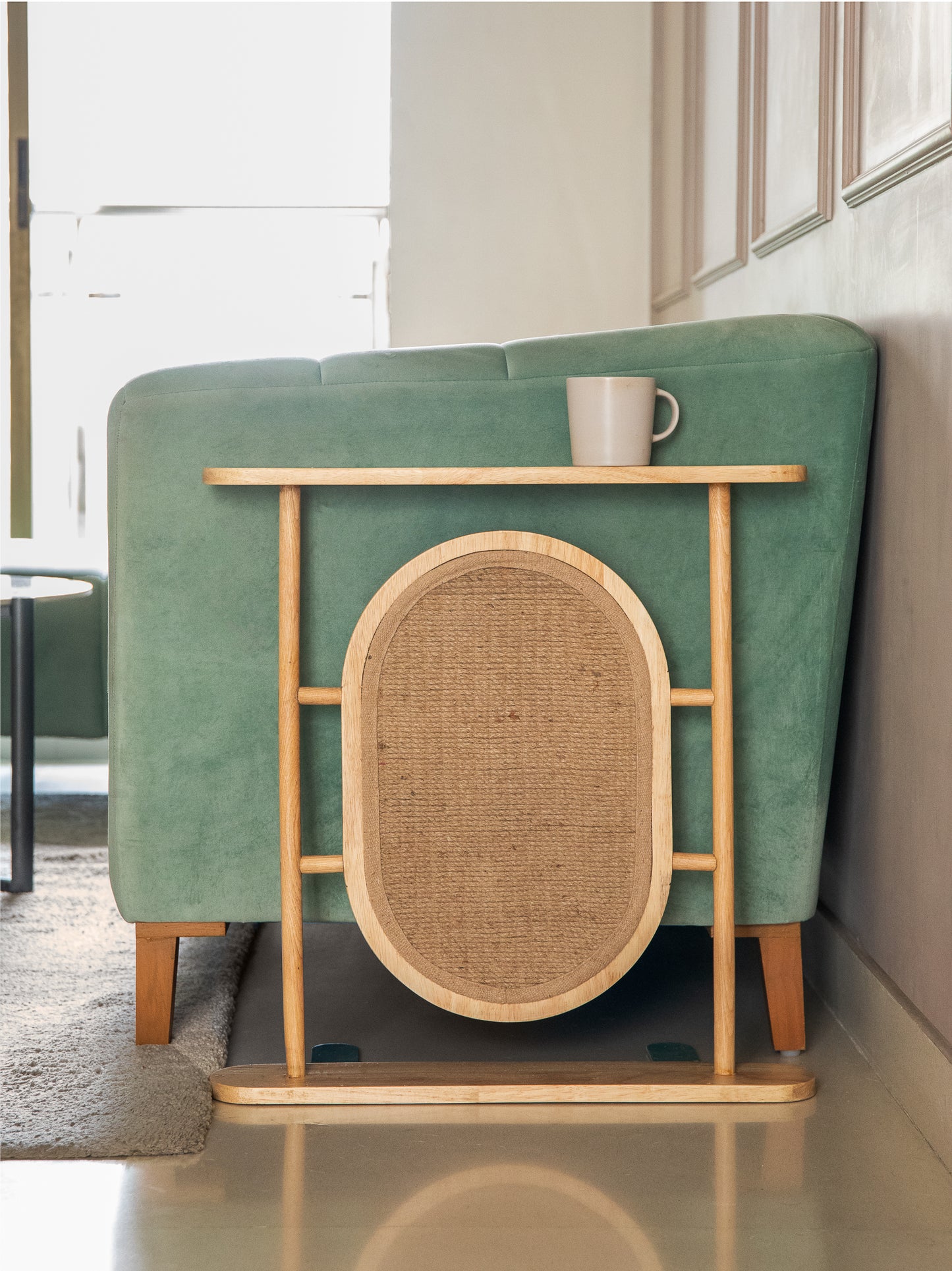 Claw-Rest | Sofa-End Table With Scratch Pad For Cats