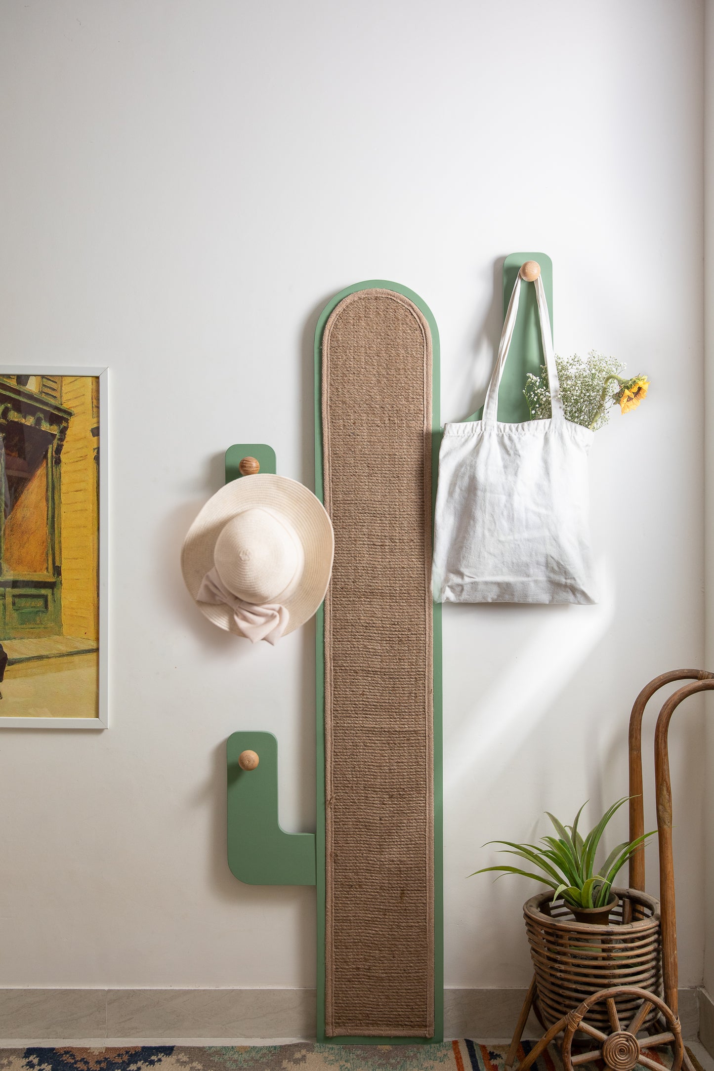 Catcus Wall Hanger | With Scratch Pad For Cats